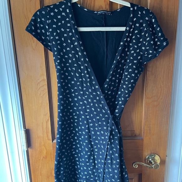 Brandy Melville Dresses Brandy Melville Floral Wrap Dress Poshmark